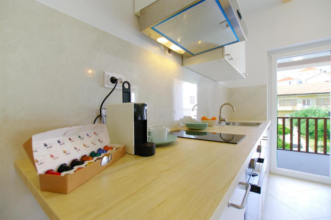 Apartmani Porat サリ エクステリア 写真